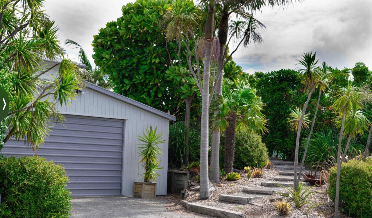 פפאמואה Cabbage Tree - Summer Or Winter Beachfront Haven מראה חיצוני תמונה